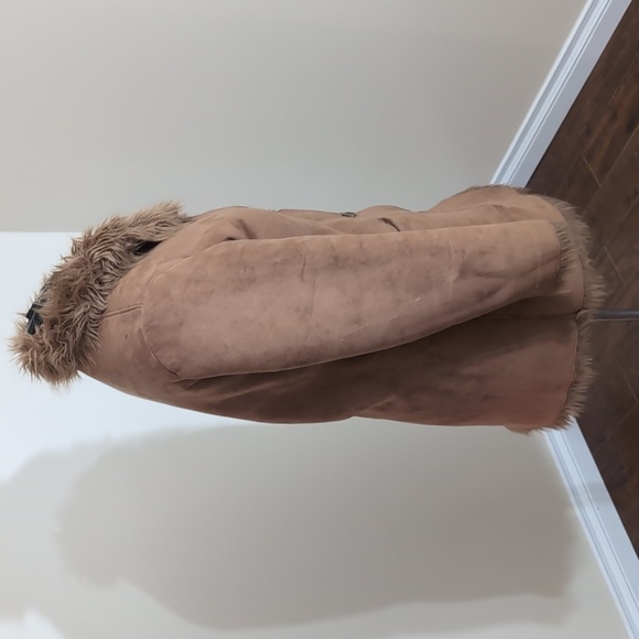 Novelti| Tan Brown Camel Toned Faux Fur Afghan Coat Button Up with Pockets - Picture 3 of 16